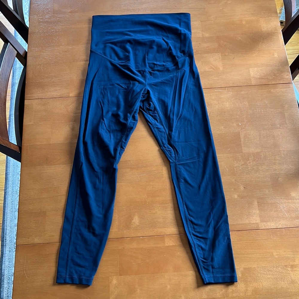 Old Navy Maternity full panel powelite Lycra adaptiv 7/8 length legging